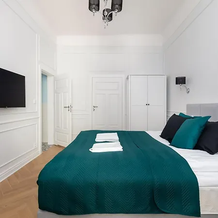 Lwowska 9 - Intimate & Comfortable Studio By Noclegi Renters Warsaw