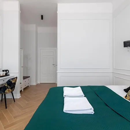 Lwowska 9 - Intimate & Comfortable Studio By Noclegi Renters * Warschau