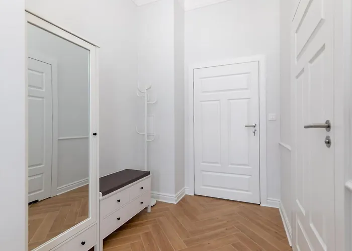 Lwowska 9 - Intimate & Comfortable By Renters