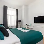 Lwowska 9 - Intimate & Comfortable By Renters Appartement *